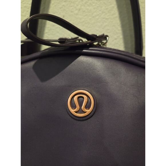 Lululemon Tote Bag Deep Zinfandel Unisex Laptop Compartment - Picture 3 of 13